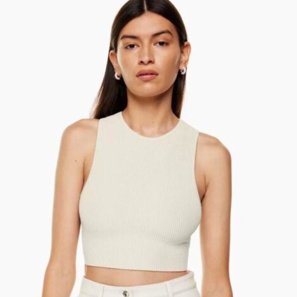 NWOT Babaton Sculpt Knit Racer Cropped Tank in Cream Size M